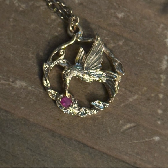 Vintage JJI signed hummingbird and ruby pendant necklace - Picture 7 of 8